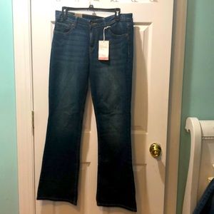 Levi’ Boot Cut jeans